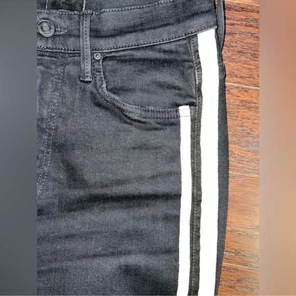 MOTHER Insider Crop Step Fray in Not Guilty - Picture 11 of 11